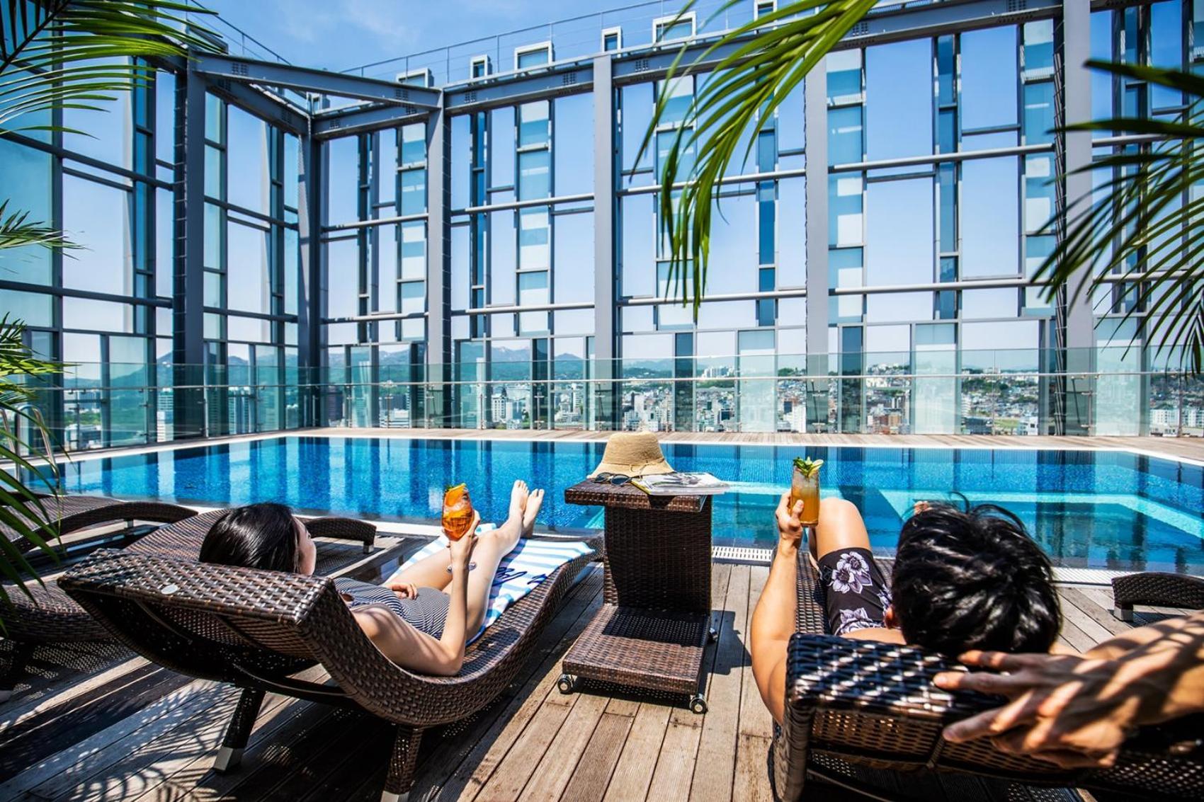 Novotel Ambassador Dongdaemun & Residences 5* Seoul