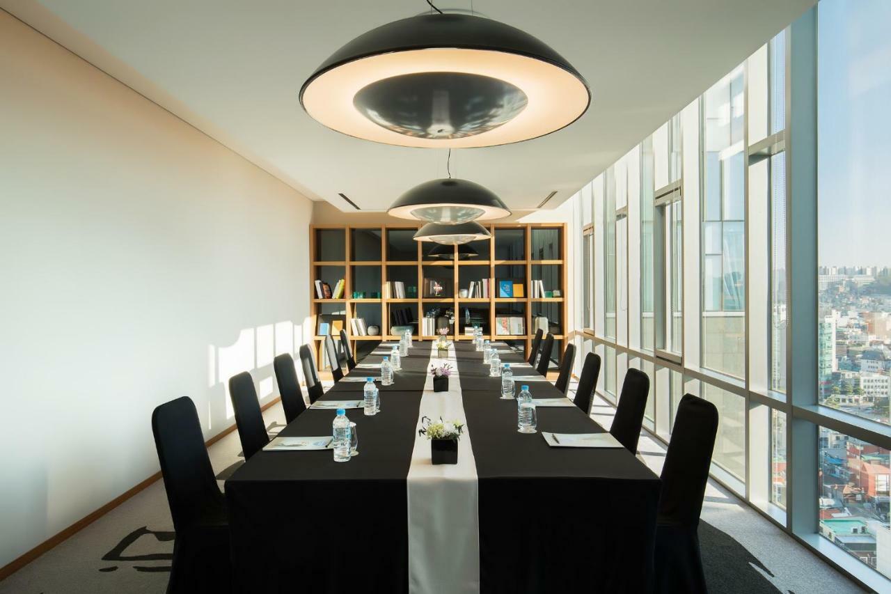Novotel Ambassador Dongdaemun & Residences 5*